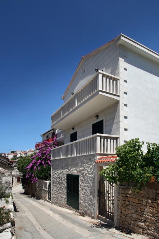 Libana Apartment Povlja (Brac)